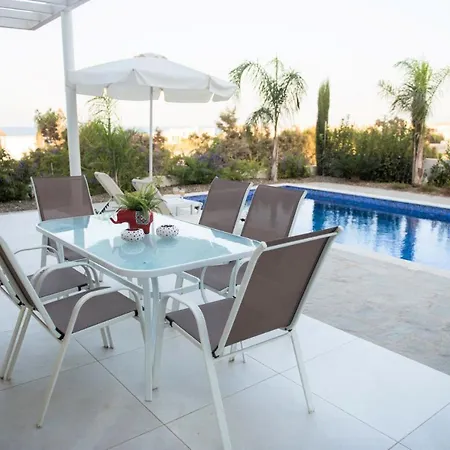 Travertine Cove Βίλα