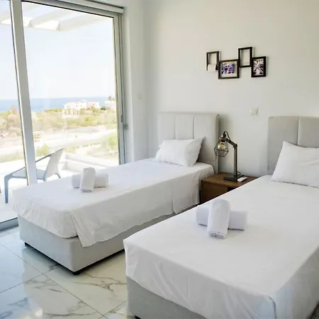 Travertine Cove *