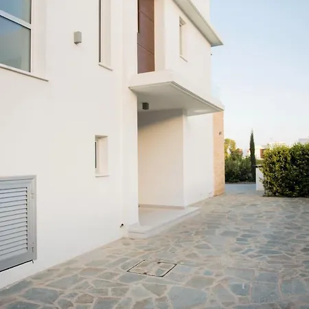 Travertine Cove