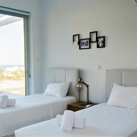 Travertine Cove بروتاراس